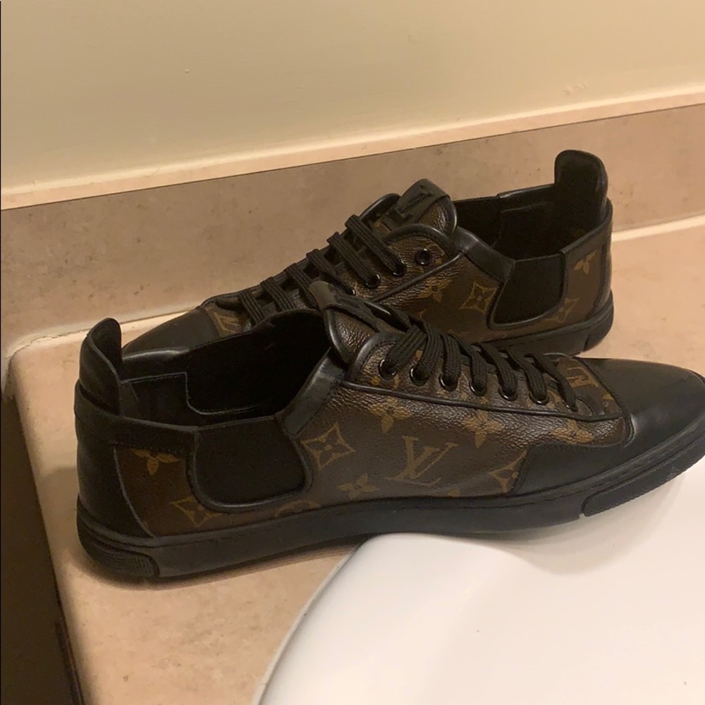 Louis Vuitton sneakers  100% real condition  7/10